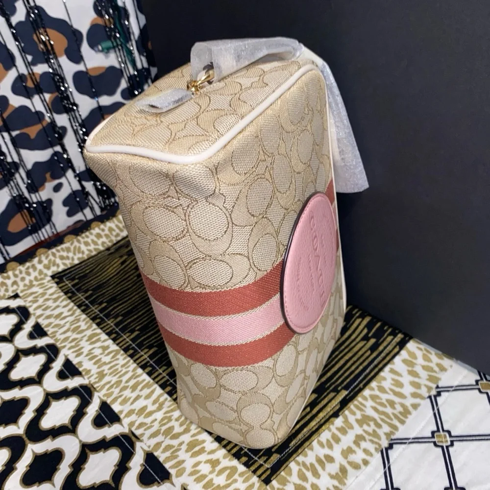 COACH DEMPSEY LARGE BOXY COSMETIC CASE N SIGNATURE JACQUARD WITH COACH PATCH